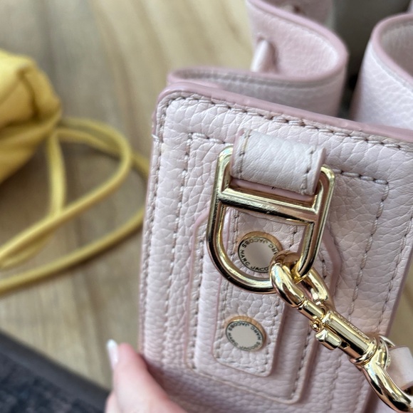 Marc Jacobs Pink Leather Bucket Bag - Picture 6 of 7